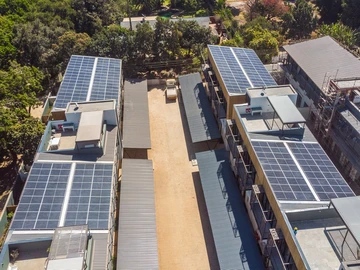 3 Bedroom Flat & Apartment